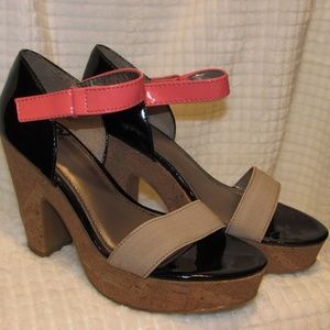 NWOT Fergalicious Platform Heel Pattie